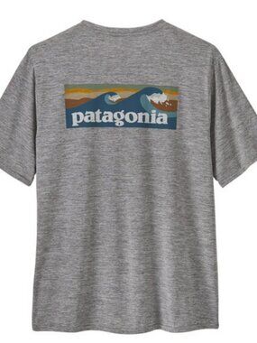 Men's Capilene Cool Daily Graphic Shirt Boardshort Logo XS